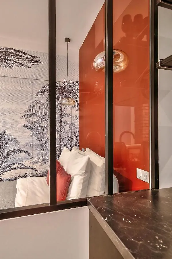 New ! Charming 1br In 15 Apartment